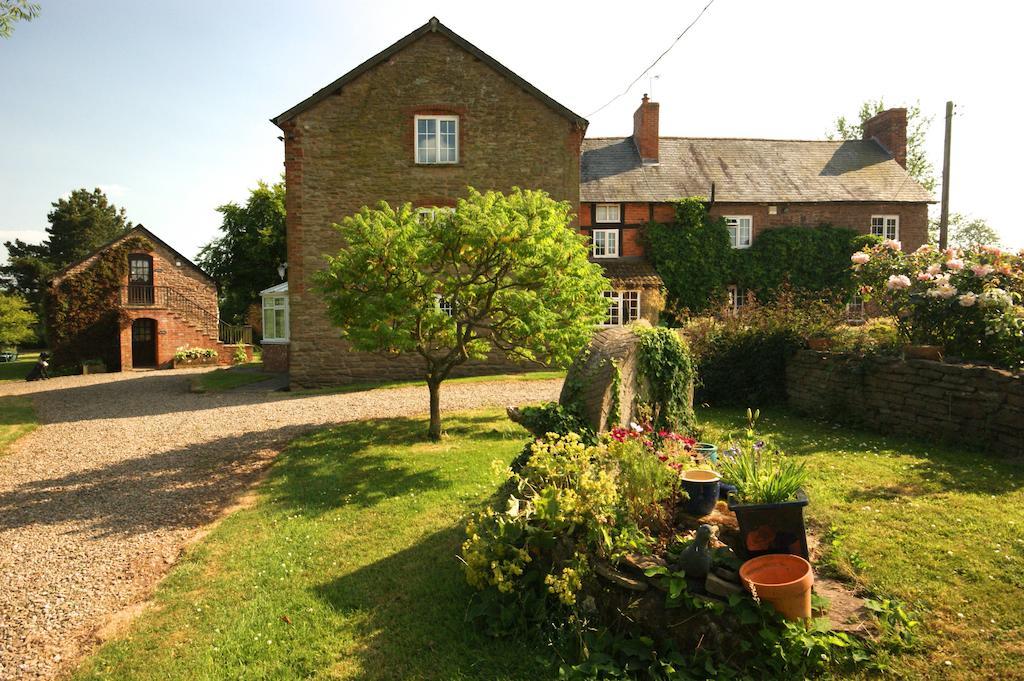 Bed and Breakfast Hills Farm Leominster Esterno foto