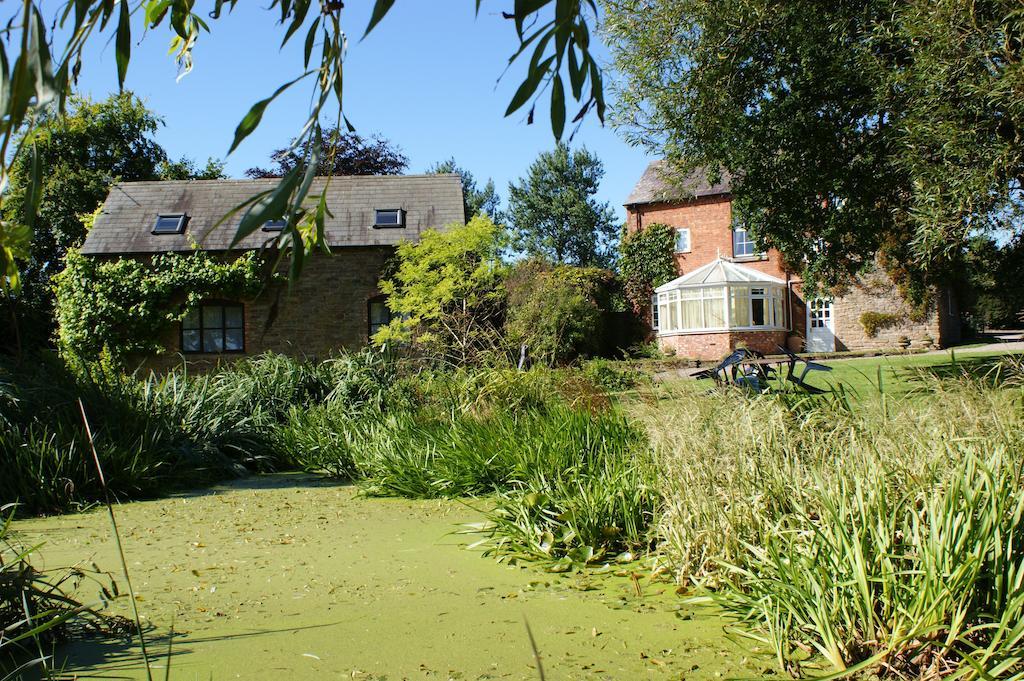 Bed and Breakfast Hills Farm Leominster Esterno foto