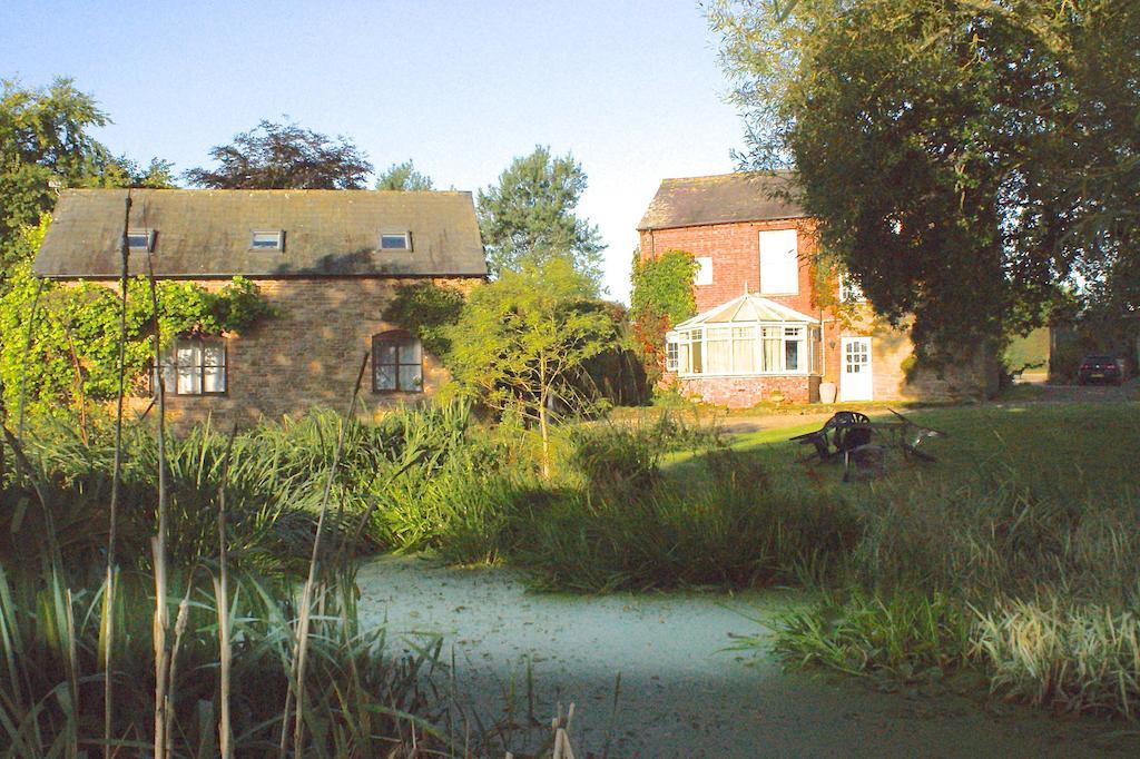 Bed and Breakfast Hills Farm Leominster Esterno foto
