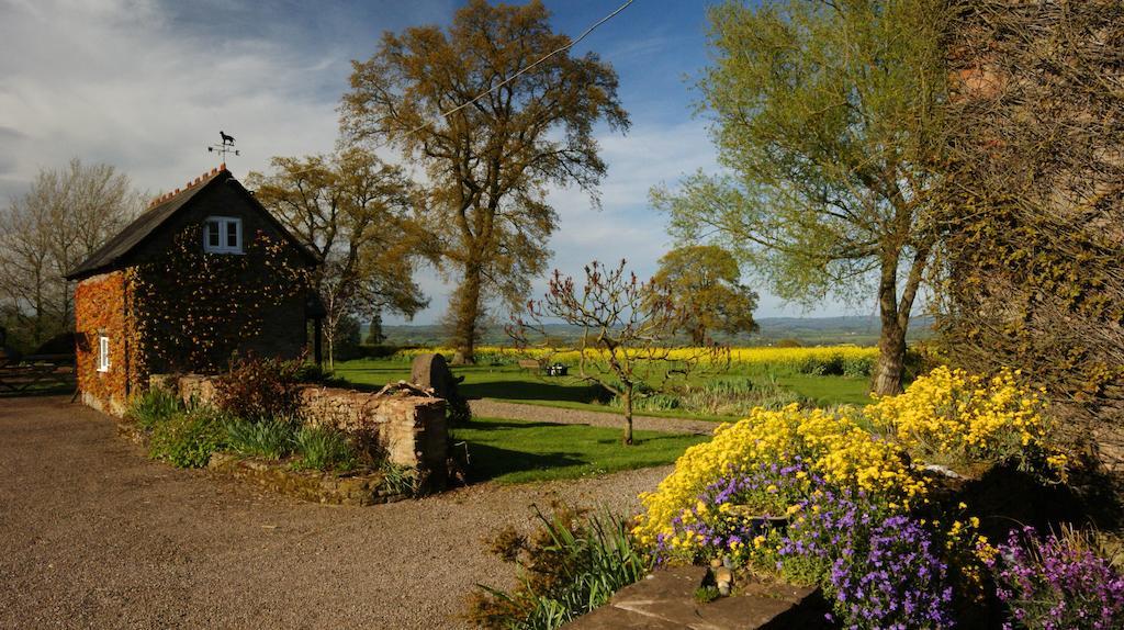 Bed and Breakfast Hills Farm Leominster Esterno foto