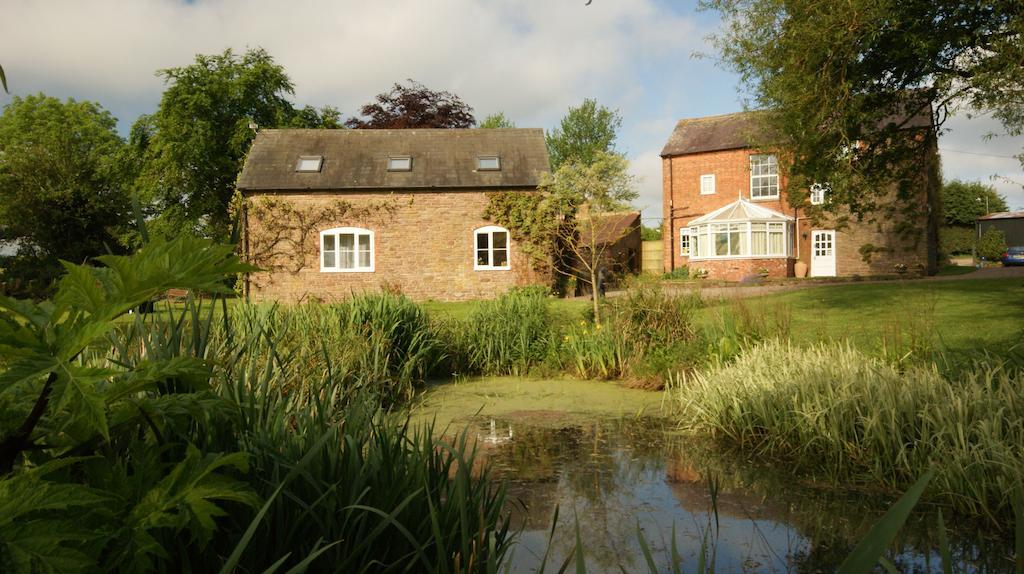 Bed and Breakfast Hills Farm Leominster Esterno foto