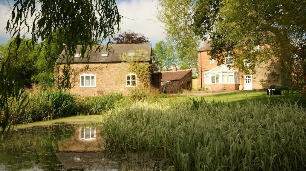 Bed and Breakfast Hills Farm Leominster Esterno foto